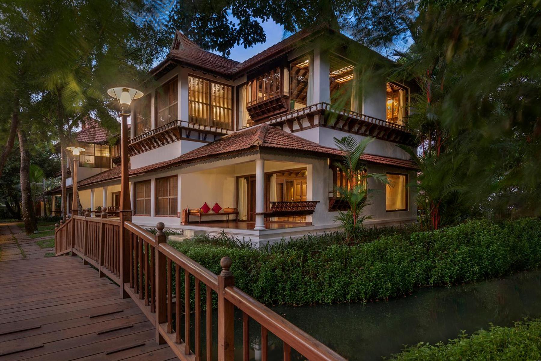 Kumarakom Lake Resort Exterior photo