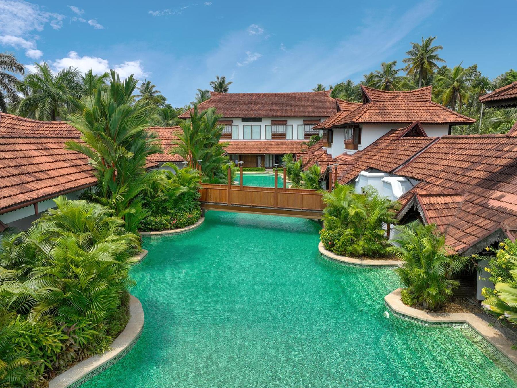 Kumarakom Lake Resort Exterior photo