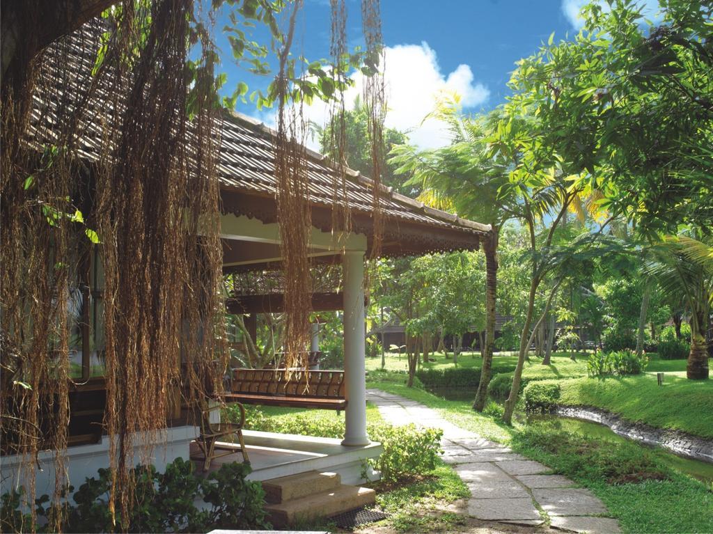 Kumarakom Lake Resort Exterior photo