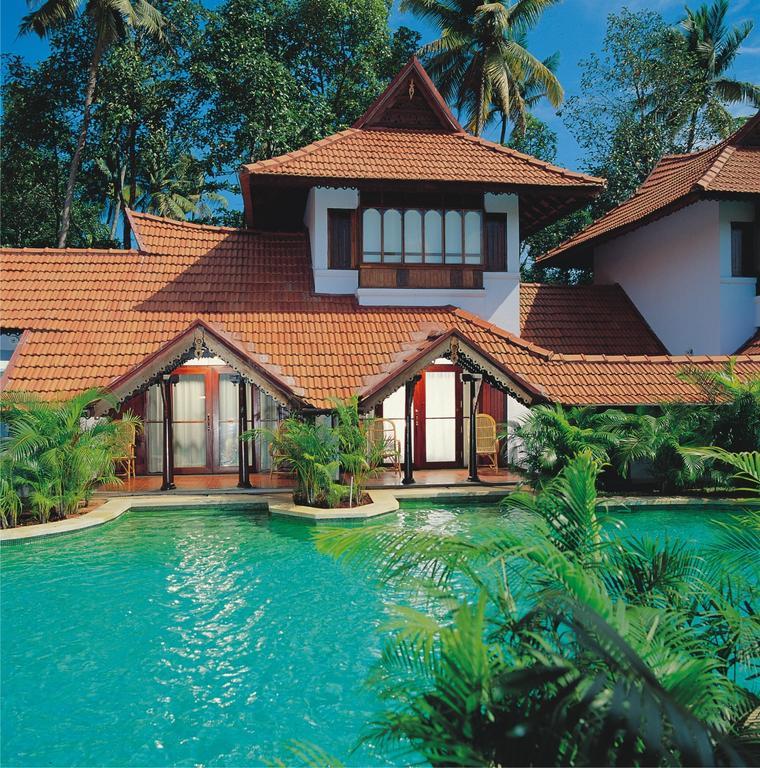 Kumarakom Lake Resort Exterior photo