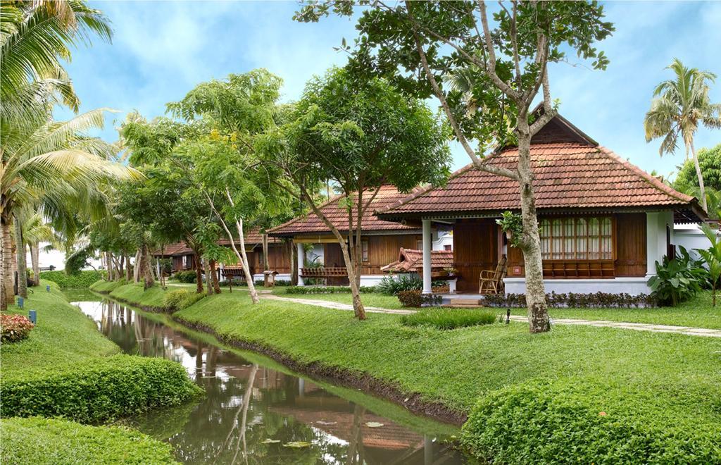 Kumarakom Lake Resort Exterior photo